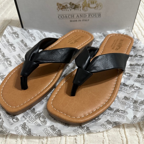 New Coach And Four Pappagallo Sandal - Picture 3 of 12